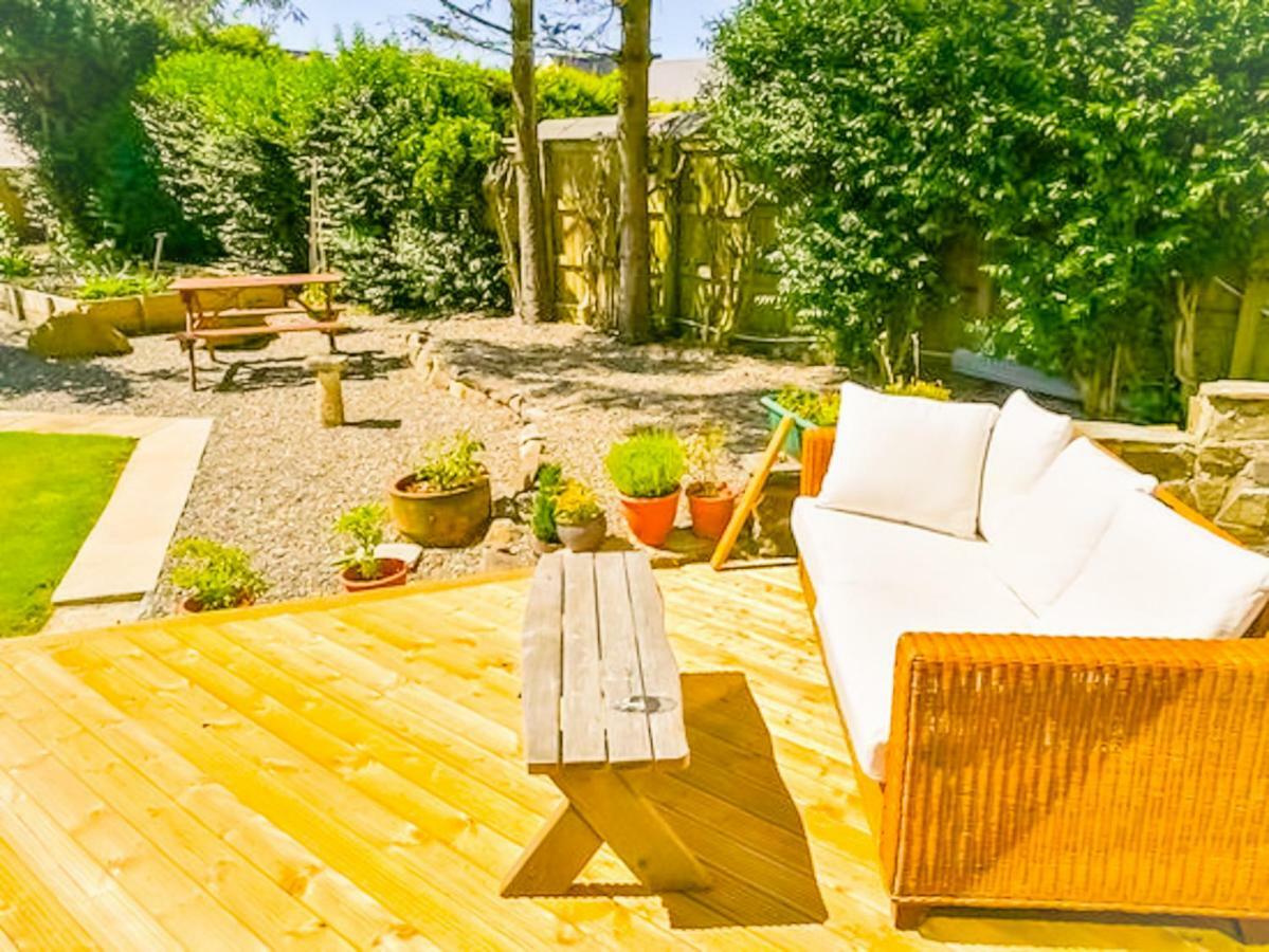 Ty Helyg Bed & Breakfast Сейнт Дейвидс Екстериор снимка